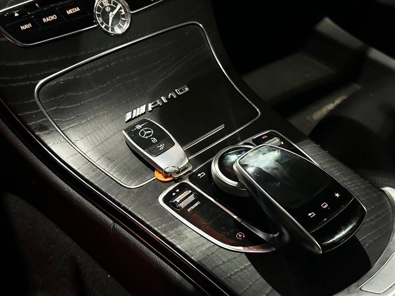 BENZ C300 2016年 白色系 2.0渦輪房車