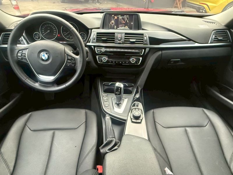 2015 BMW 318d Sedan 柴油豪華房車
