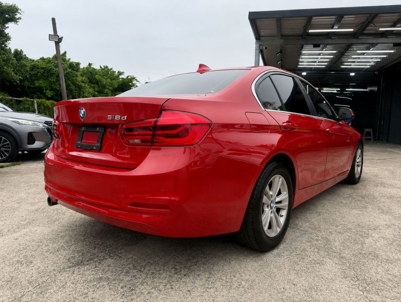 2015 BMW 318d Sedan 柴油豪華房車