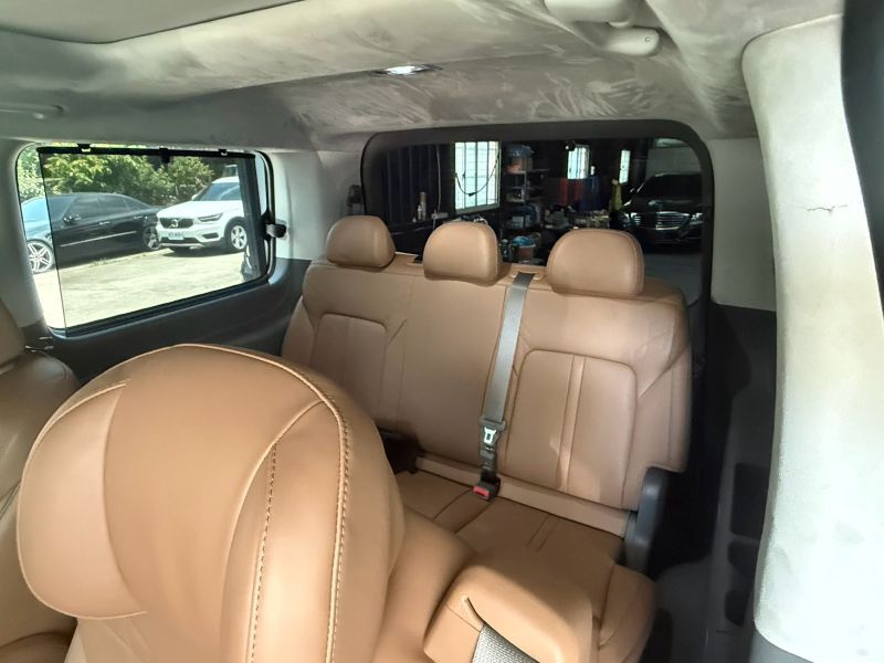 2022 HYUNDAI STARIA 2.2 柴油 7人座