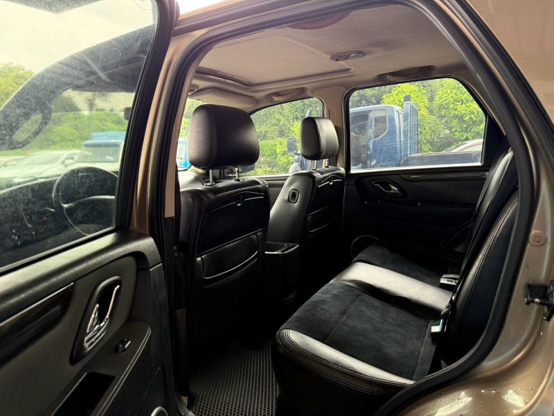 2006 Ford Escape 2.3 汽油休旅