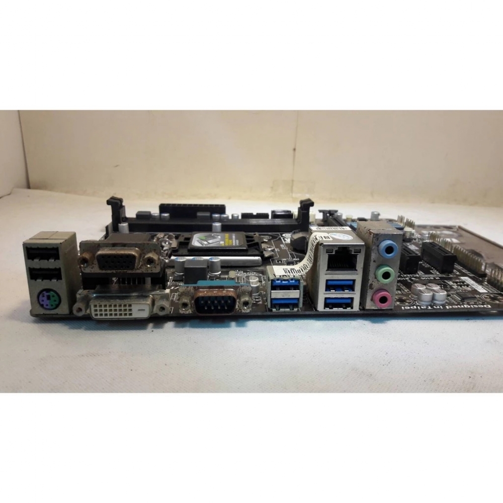 78@技嘉 GA-H81M-D2V 全固態電容USB3.0 DDR3 1150腳位 主機板附檔板<二手良品>