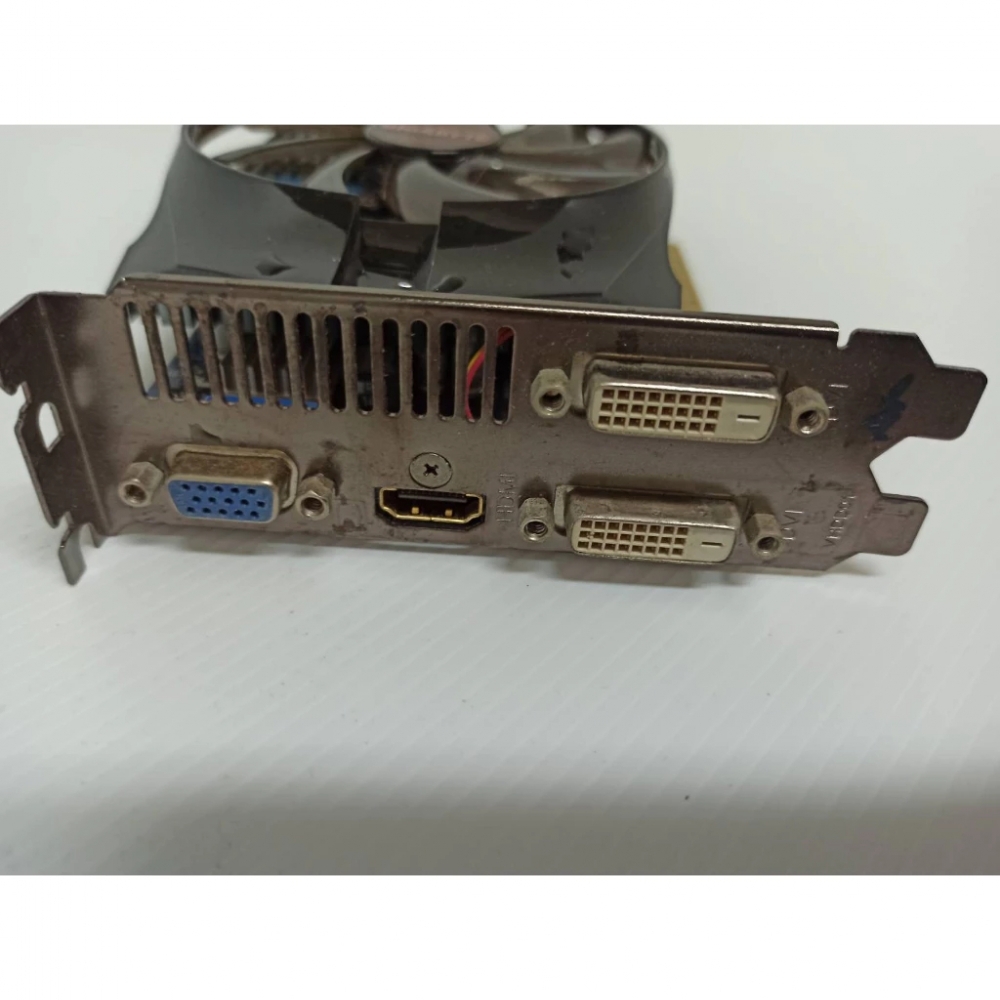 53@技嘉 GV-N740D5OC-2GI DDR5 2G/1G 顯示卡