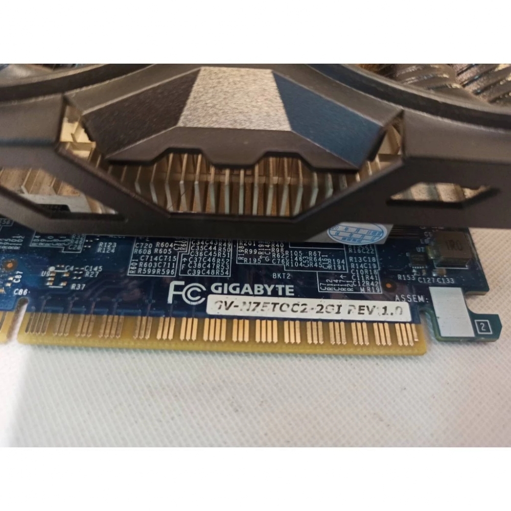 26@30@技嘉GV-N75TOC-2GI / GV-N75TOC2-2GI DDR5 2G高性能 顯示卡<阿旺電腦>