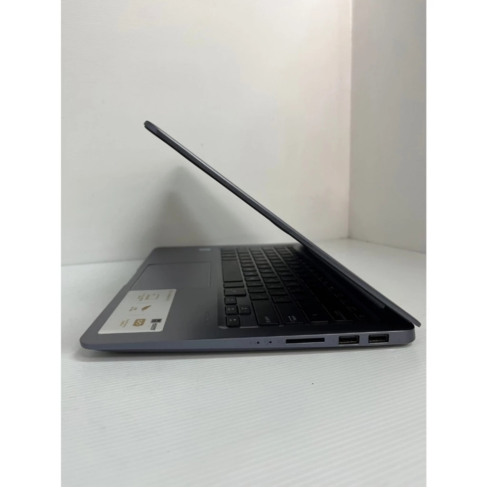 7●華碩 ASUS S410U i5-8250U 14吋 文書 影音 二手 筆電