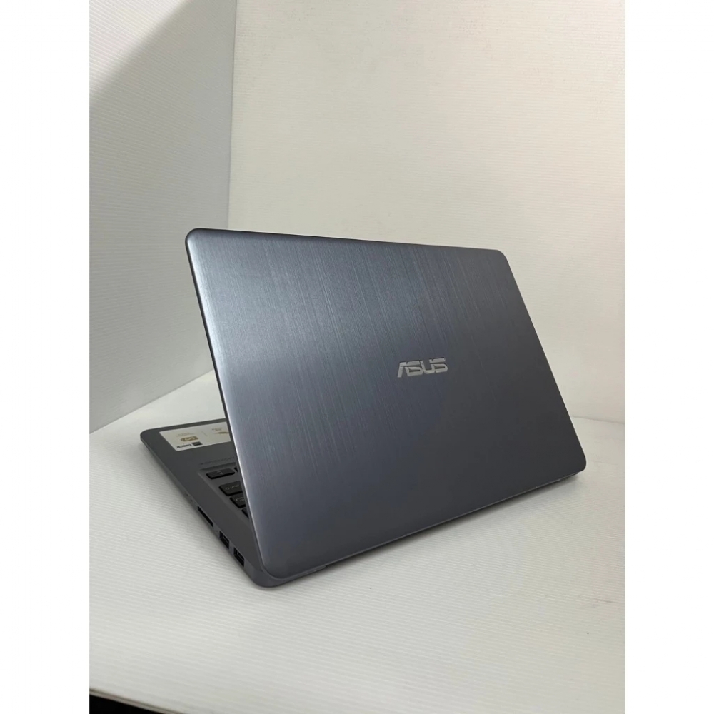 7●華碩 ASUS S410U i5-8250U 14吋 文書 影音 二手 筆電