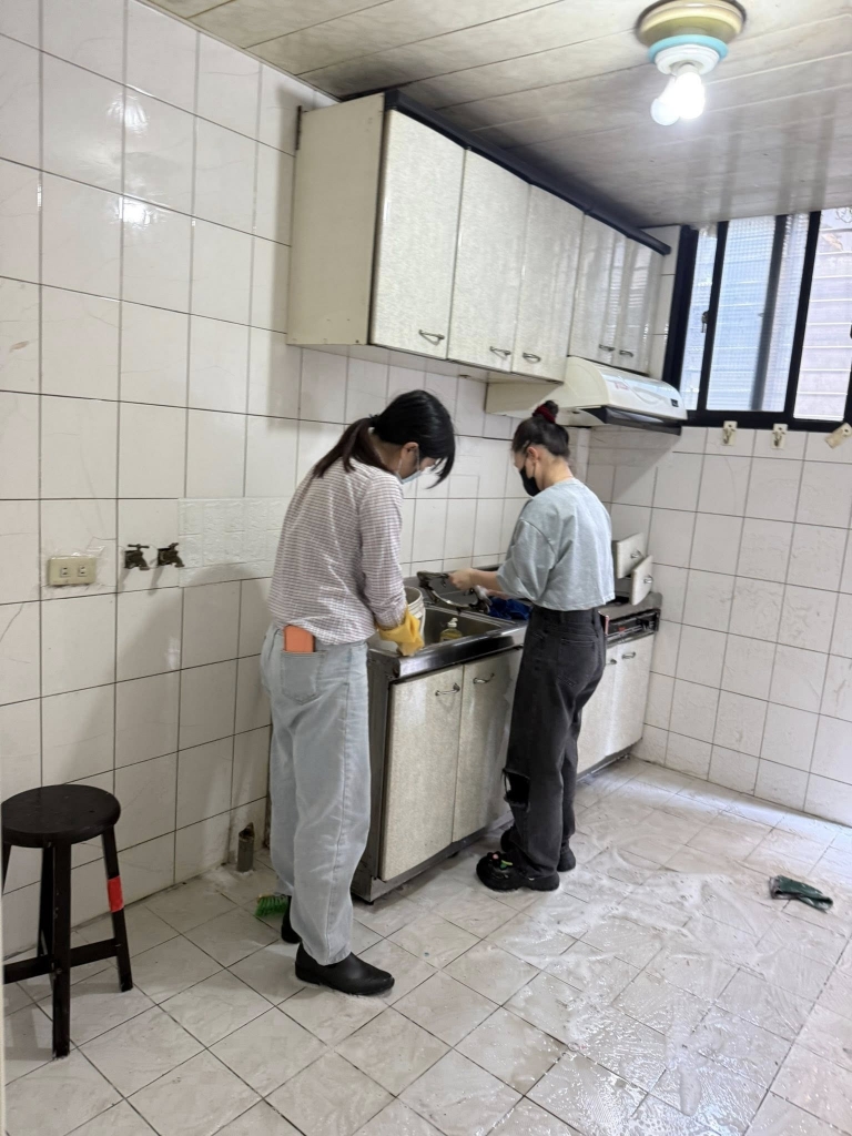 基隆裝潢埸細清-基隆搬家打掃-基隆搬家前後打掃-基隆居家打掃-基隆套房打掃-基隆廚房打掃-基隆廁所打掃-基隆淹水打掃-基隆水塔清潔-基隆清潔