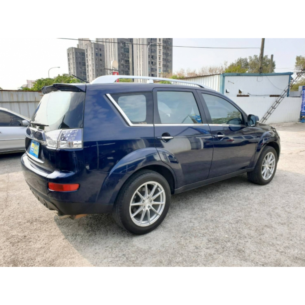 Mitsubishi Outlander 2012 2WD豪華型 手自排 2.4L