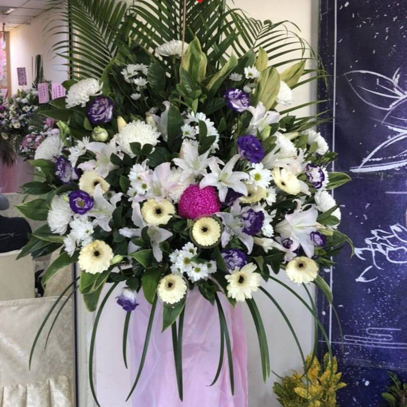 花籃、 羅馬花柱