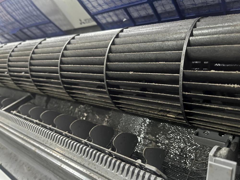 三菱電機分離式冷氣機清洗