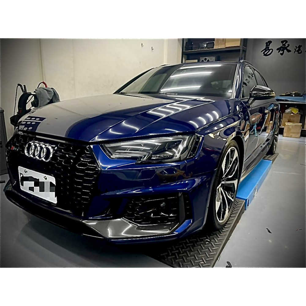 Audi A4RS防