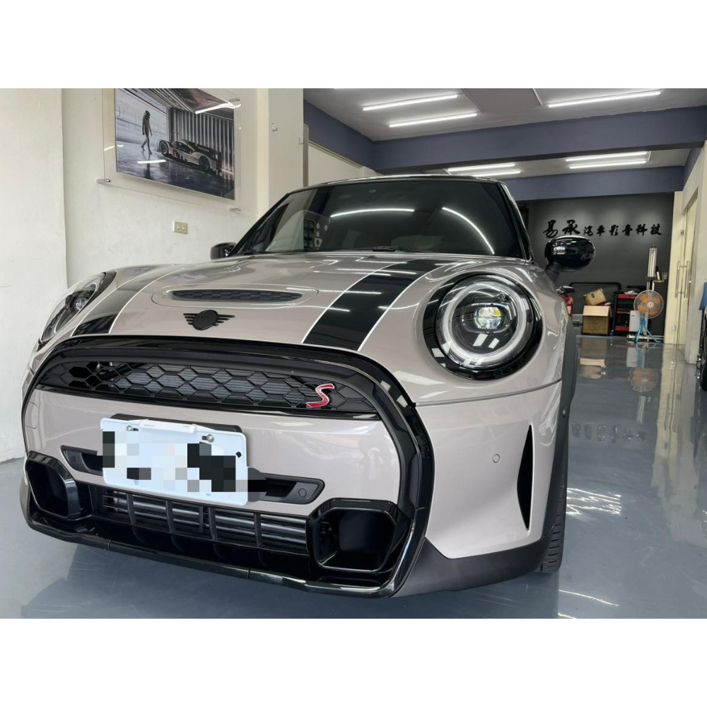 2023 MINI 