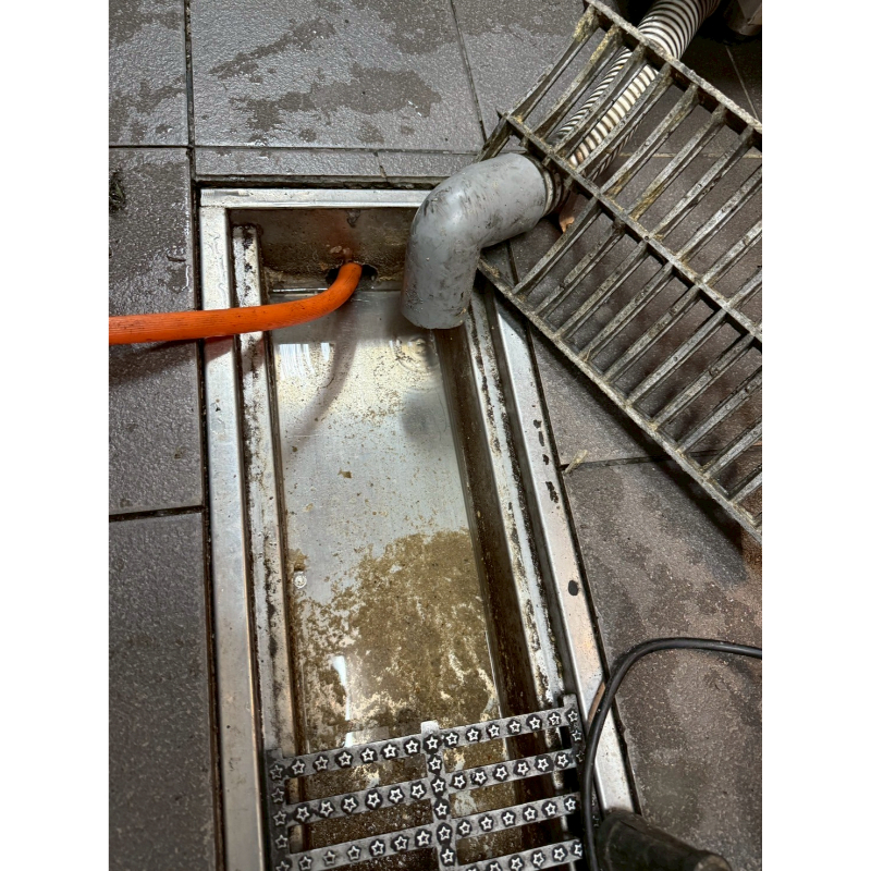 通水管