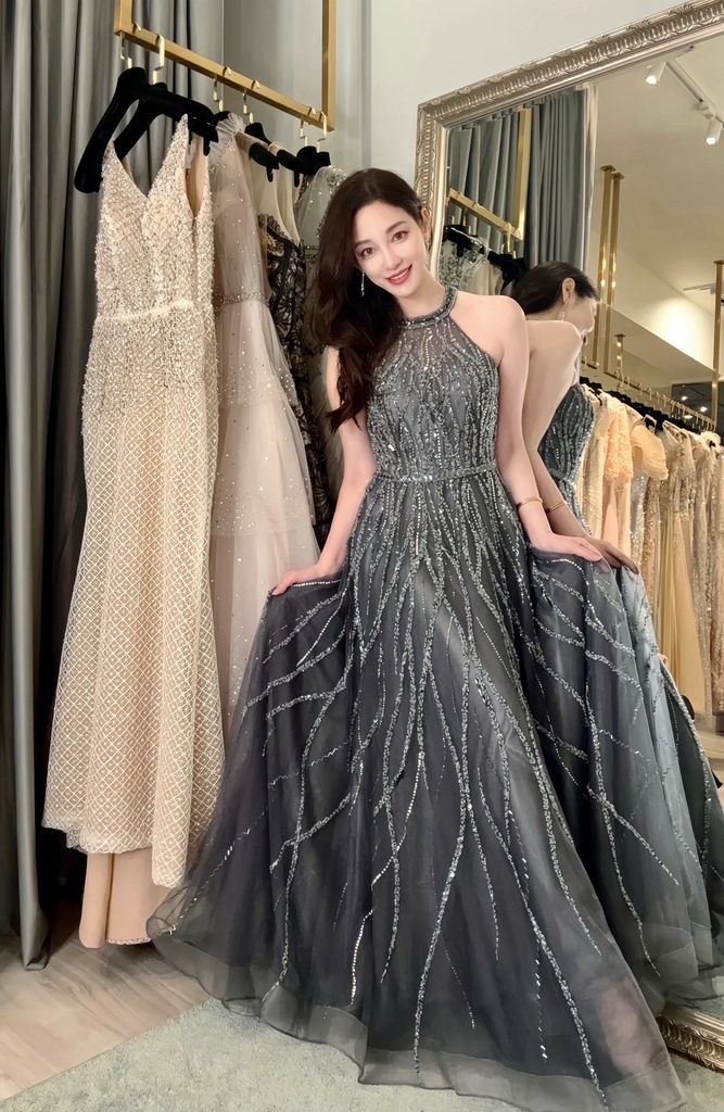 禮服22｜鐵灰色俐落削肩款/台中/媽媽禮服/禮服出租