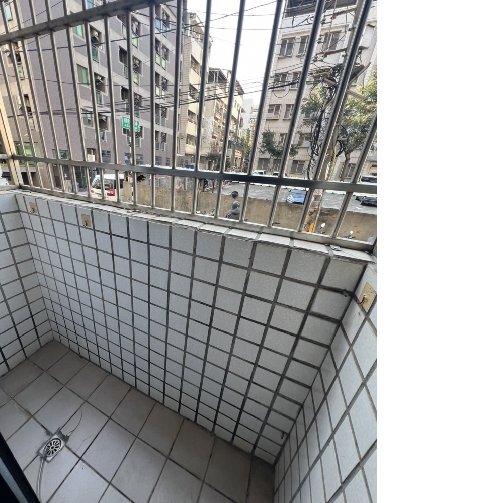 馨園102套房出租