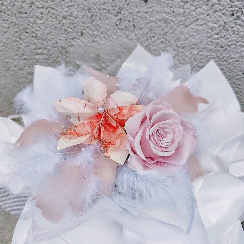 情人芭蕾仙子 有錢花永生花束