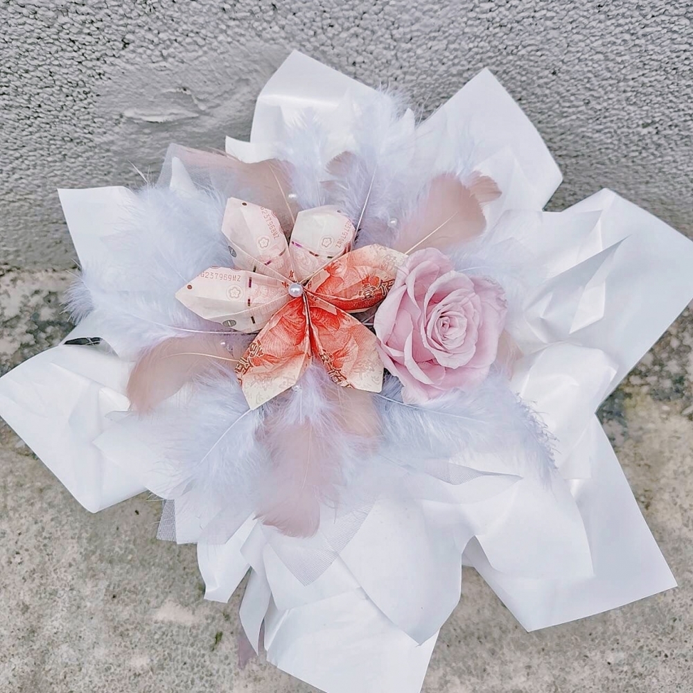 情人芭蕾仙子 有錢花永生花束