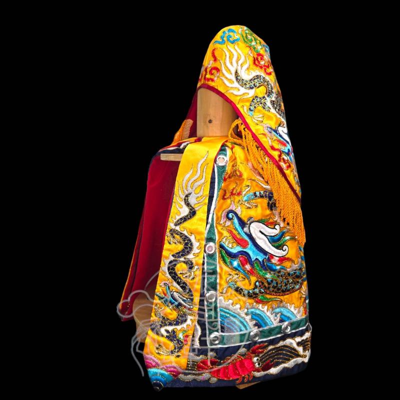 黃底蔥龍袍-1尺6