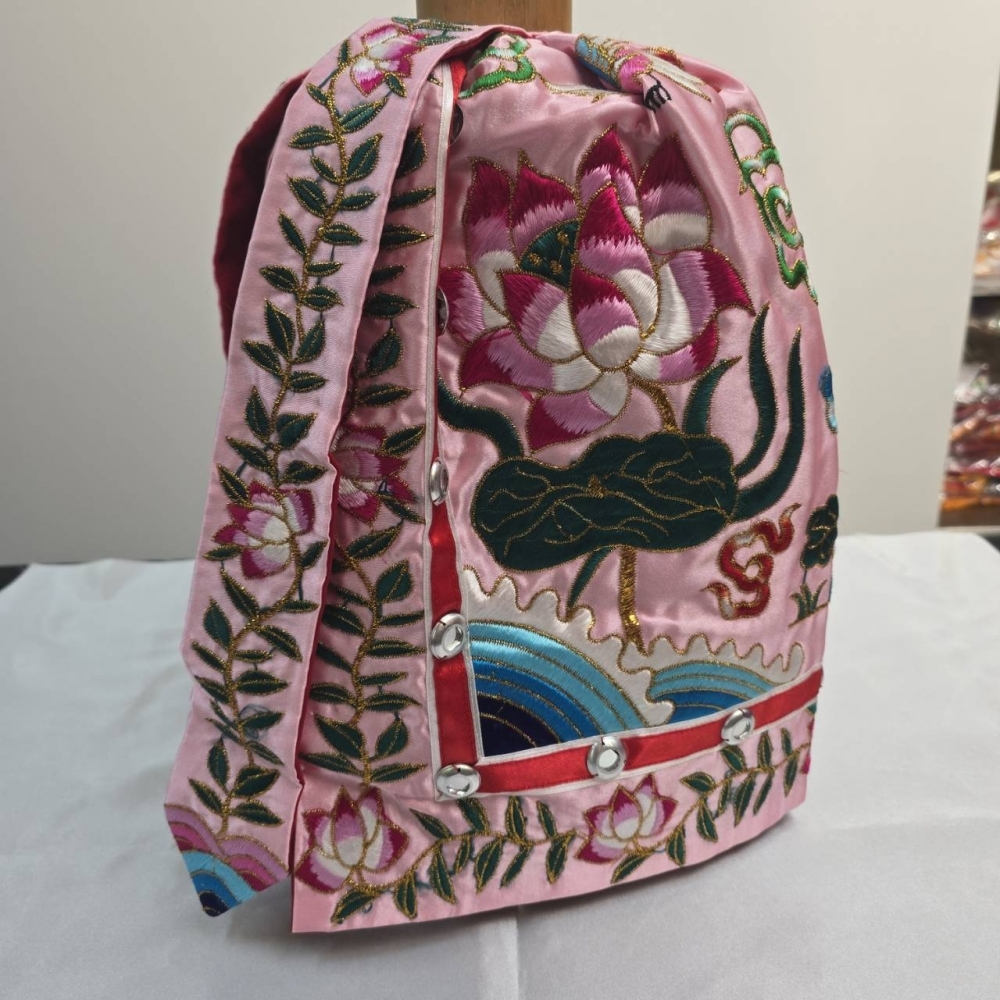 粉底蓮花衣-1尺6