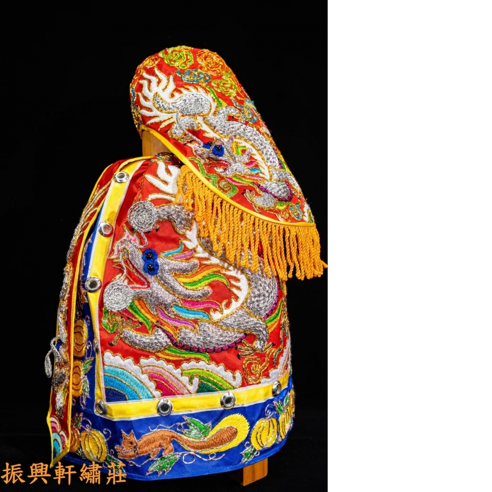 半手工龍袍
